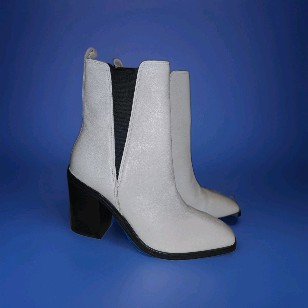 Marc Fisher LTD Kristie Leather Heeled Boots Ivory White Chelsea Bootie Great...