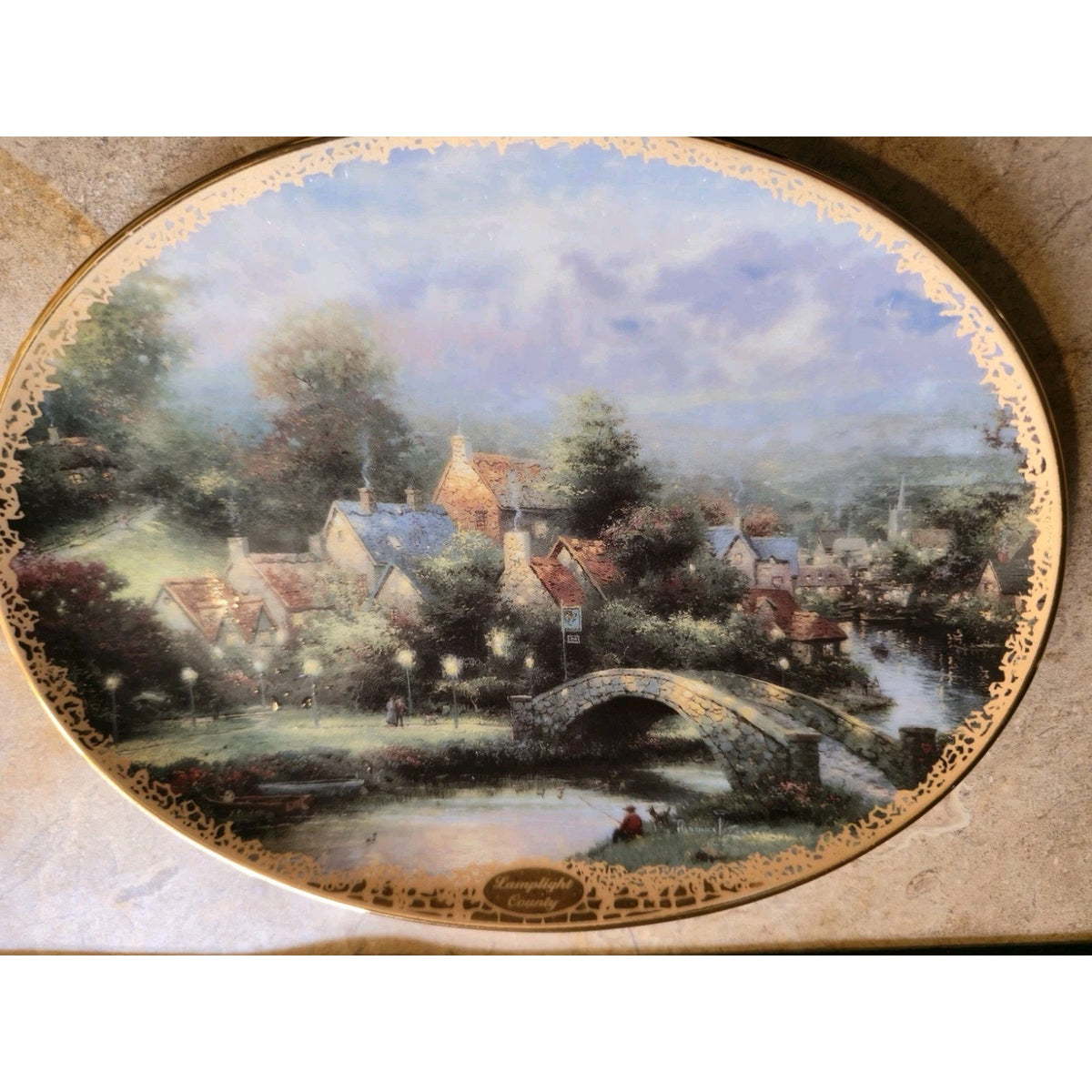 Thomas Kinkade's Lamplight Village